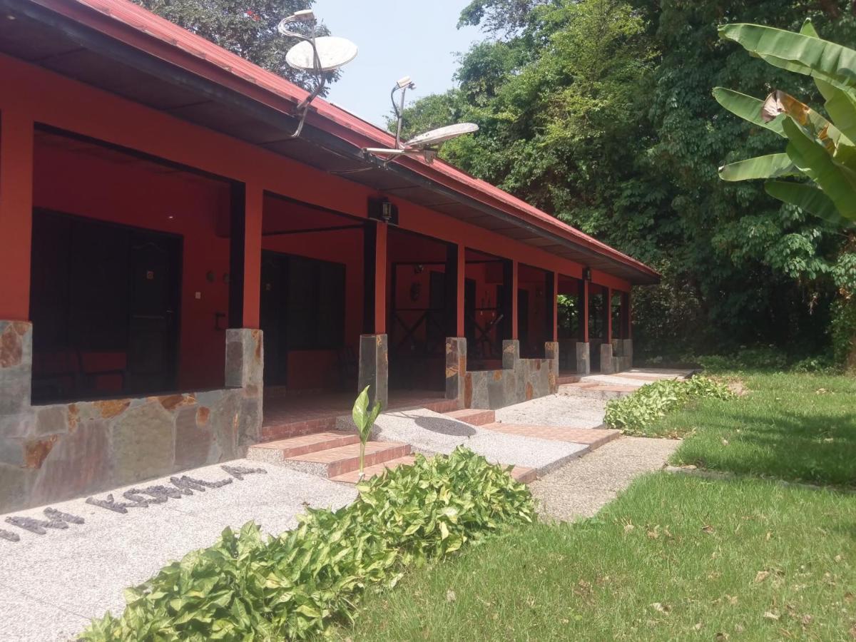 Big Foot Safari Lodge Wli Afegame Bagian luar foto